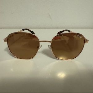Quay Jezabell Links Sunglasses